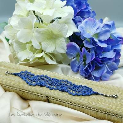 Bracelet-long-soie-blue-jean-sodalite