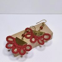 B.O. Pharaon dentelle de soie rouge et cornaline