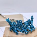 Algues - soie bleue turquoise et perles hématite
