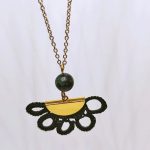 Collier Pharaon en soie noire et rubis zoïsite