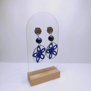 B.O. soie bleue et sodalite Fleurs Rondes