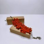 Bracelet dentelle de soie orange et cornaline