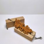 Dentelle soie ocre jaune et perles Oeil De Tigre