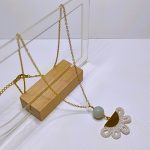 Collier dentelle de soie blanche et amazonite