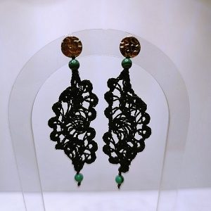 Boucles en dentelle de soie noire et malachite